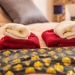 Thermal A 2 Min -le 1909- 8 Pers- Parking Chez Julie Апартаменты *