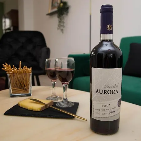 Apartment Thermal A 2 Min -le 1909- 8 Pers- Parking Chez Julie *