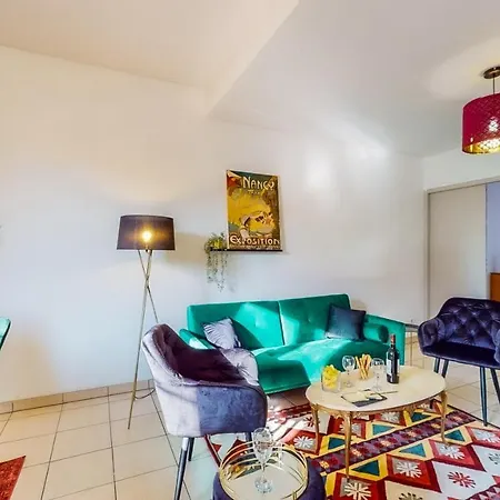 Apartment Thermal A 2 Min -le 1909- 8 Pers- Parking Chez Julie Nancy