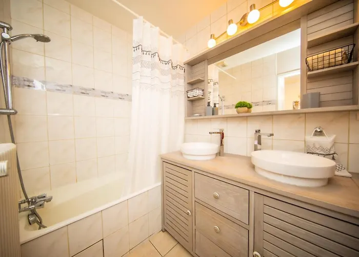 Thermal A 2 Min -le 1909- 8 Pers- Parking Chez Julie Нанси