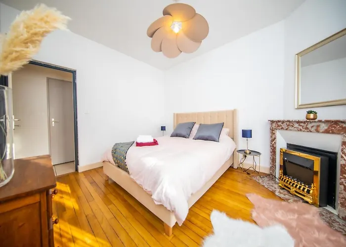 Apartamento Thermal à 2 Min -le 1909- 8 Pers- Parking Chez Julie