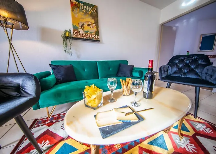 Thermal A 2 Min -le 1909- 8 Pers- Parking Chez Julie Apartman