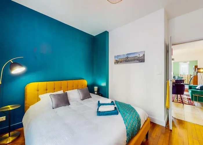 Thermal A 2 Min -le 1909- 8 Pers- Parking Chez Julie * Nancy