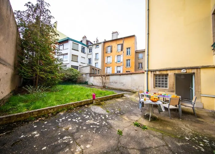 Thermal A 2 Min -le 1909- 8 Pers- Parking Chez Julie * Нанси